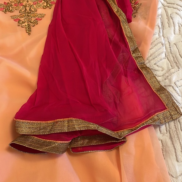 Indian Pakistani kurta suit set outfit pink gold tunic / dupatta / pants - Picture 3 of 8